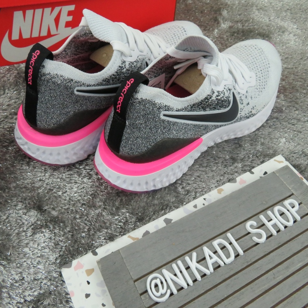 Nike Epic React Flyknit Sneakers - Picture 4 of 5